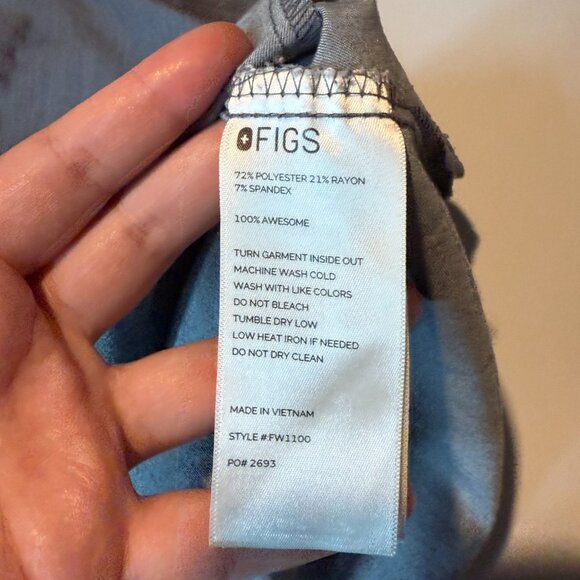 Figs Women M/L Scrub Set Casma Top Yola Skinny Pant Gray Drawstring Nurse Tech - Picture 6 of 14